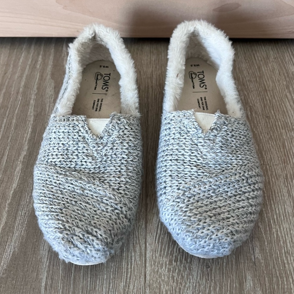TOMS Cozy Alpargata flats comfy slip ons white and gray